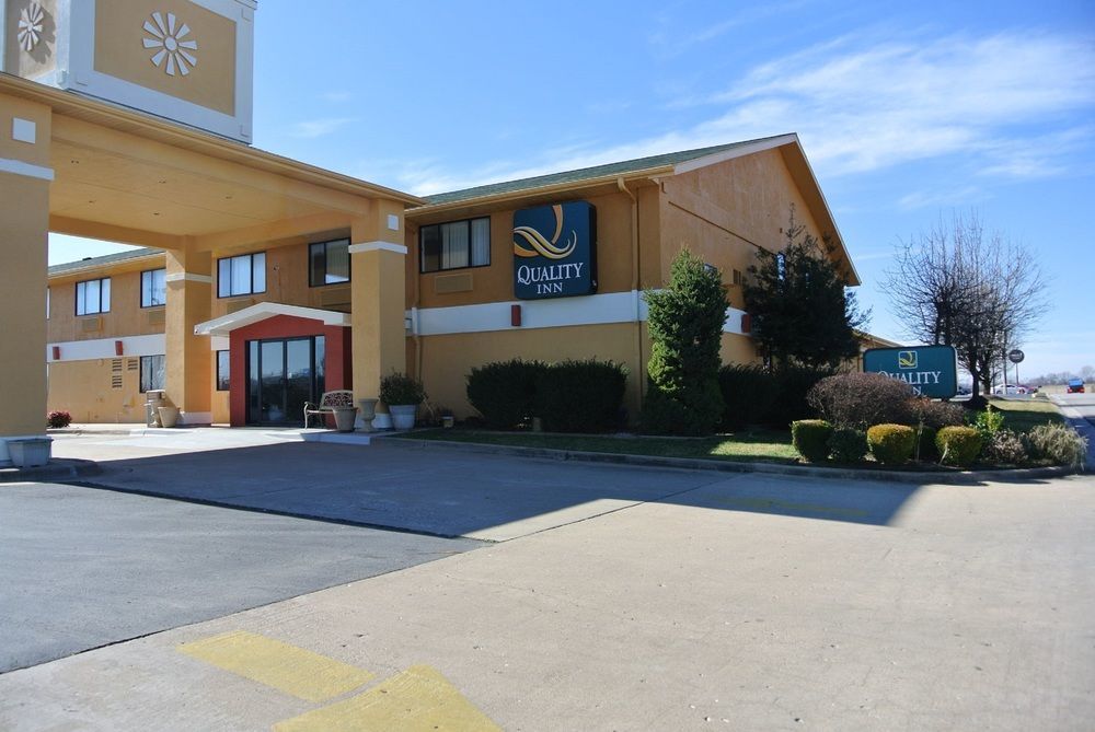 Quality Inn Ozark-Springfield South Bagian luar foto